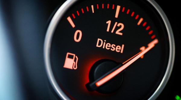 نشانگر میزان سوخت خودرو,نحوه کارکرد نشانگر سوخت خودرو,فرستنده نشانگر سوخت