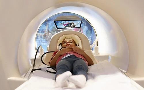 کلاستروفوبیا در دستگاه MRI