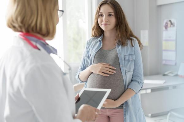 مراجعه به پزشک برای خستگی بارداری، چگونه با خستگی در دوران بارداری مقابله کنیم