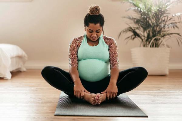 ورزش در دوران حاملگی,ورزش در دوران بارداری,ورزش در دوران بارداری با عکس