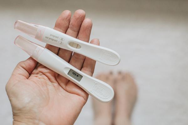 آزمایش خون برای حاملگی,ازمایش بارداری خانگی,انواع تست بارداری در خانه
