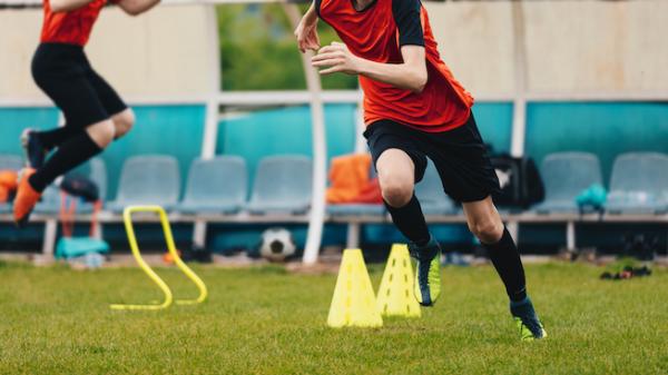 افزایش سرعت در فوتبال,تمرینات افزایش سرعت در فوتبال,انواع تمرینات افزایش سرعت در فوتبال