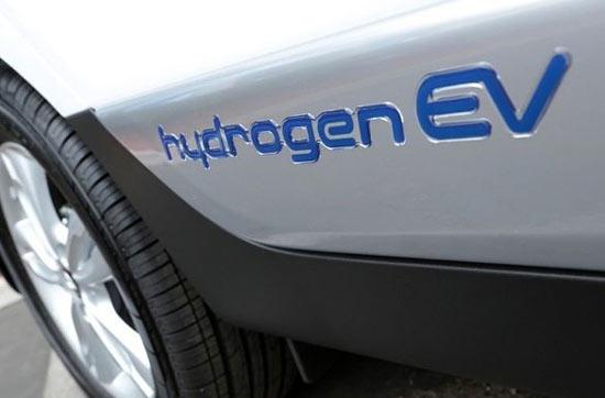 خودروی هیدروژنی,معرفی خودروی هیدروژنی,امکانات خودروی هیدروژنی,خودروی پیل سوختی,Fuel Cell,اصول کاری پیل سوختی