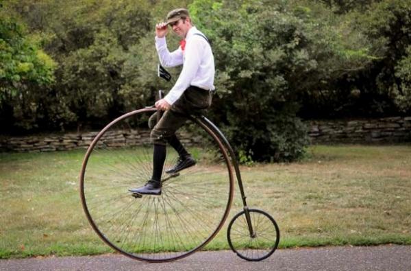 اختراع فرمان دوچرخه,انواع مختلف دوچرخه ها,اولین دوچرخه جهان