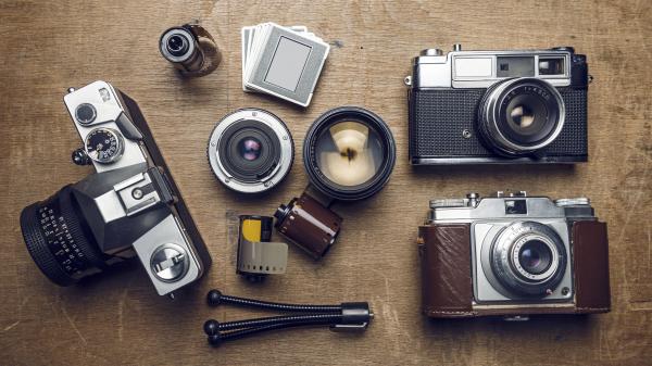 تاریخ اختراع اولین دوربین عکاسی,دوربین عکاسی چه زمانی اختراع شد,تاریخچه اختراع دوربین عکاسی