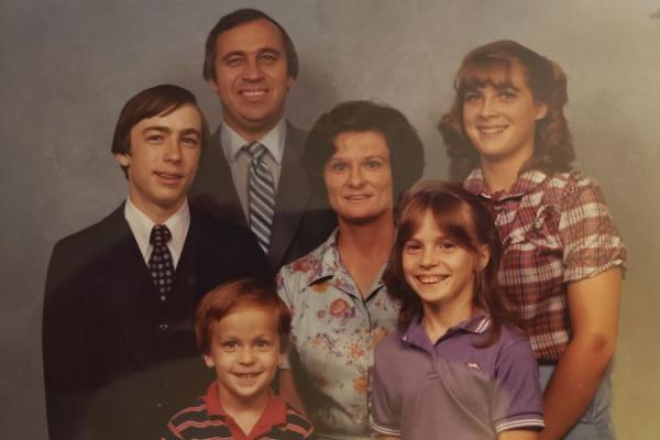 عکس قدیمی جیمی ولز و خانواده اش