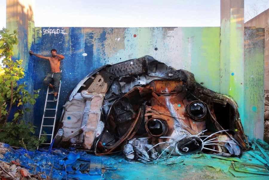 استفاده هنرمندان از مواد بازیافتی در آثارشان,معرفی هنر جانک آرت,استفاده از زباله به عنوان مواد اولیه در ساخت آثار هنری