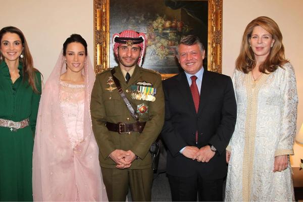 عبدالله دوم پادشاه اردن در کنار خانواده اش