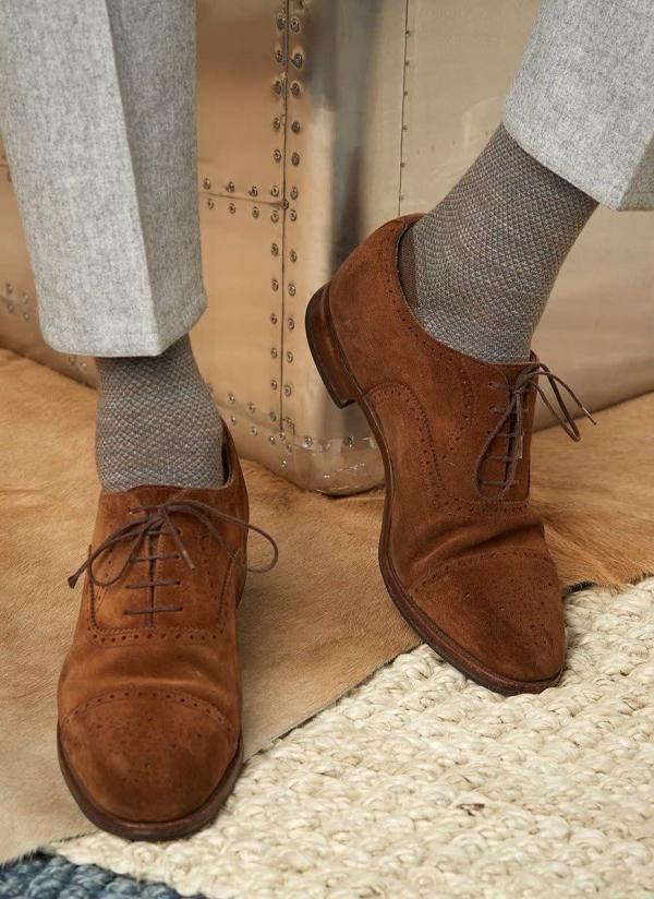 استفاده از جوراب ساق بلند در استایل کلاسیک، ست کردن جوراب برای آقایان