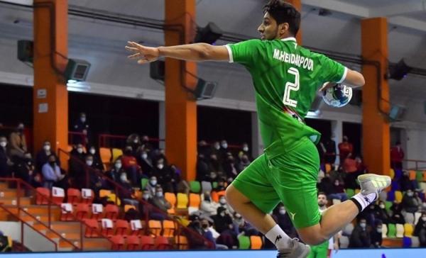 مجتبی حیدرپور هندبالیست تیم ملی ایران