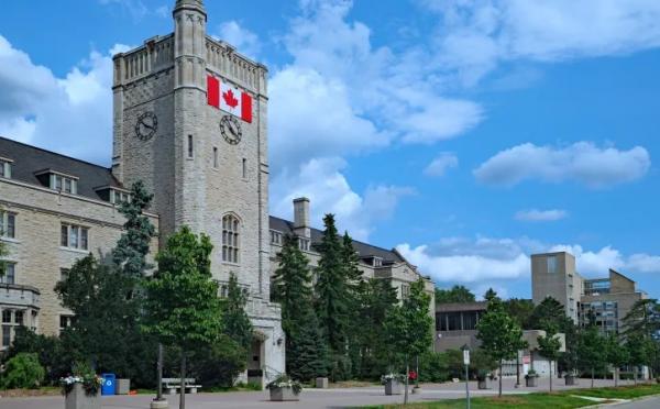 دانشگاه های برتر در کانادا، مهمترین ددلاین دانشگاه های جهان