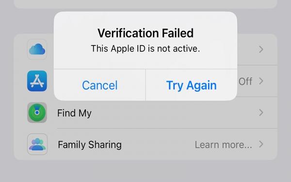 A screenshot of iphone saying this apple id is not active