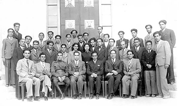 مدرسه علوم سیاسی ایران,اولین مدرسه سیاسی ایران,مشیرالدوله