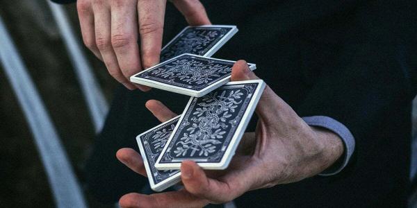 نظر مراجع تقلید درباره شعبده بازی