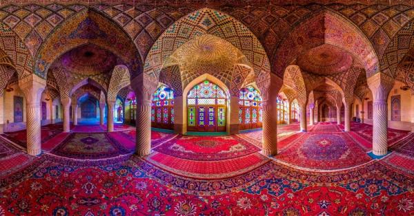 مسجد نصیر الملک، عجایب هفتگانه ایران باستان