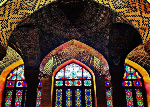 آشنایی با جاهای دیدنی شیراز,معرفی جاهای دیدنی شیراز,جاهای دیدنی شیراز