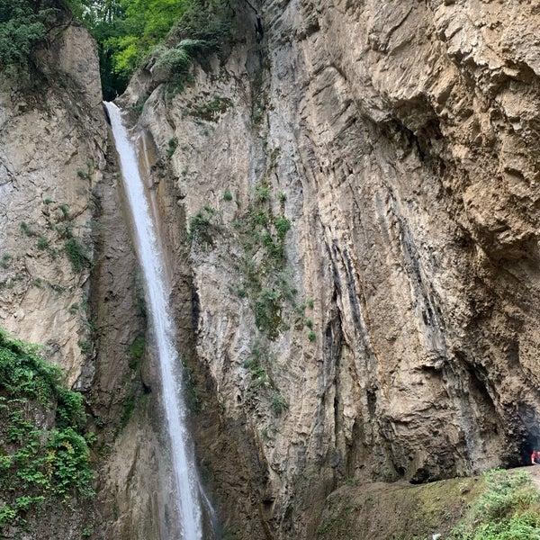آبشار زیارت از جاهای دیدنی گرگان