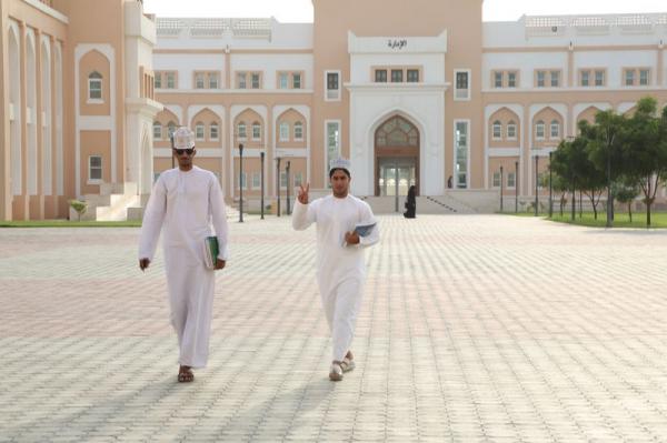 دانشجویان درحال تحصیل در عمان