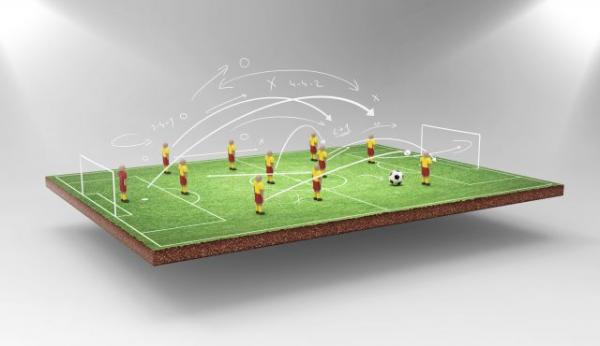 استراتژی در فوتبال چیست,تاکتیک در فوتبال چیست,تعریف تاکتیک در فوتبال
