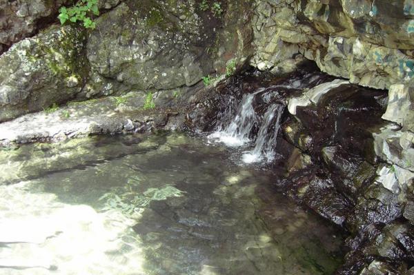 آبشار طبیعی در گیلان,آبشار لاتون,گردنه حیران