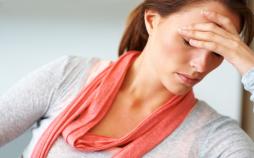 چرا زنان پیش از سیکل قاعدگی دچار اختلال خواب میشوند؟ تغییرات در سیکل قاعدگی,علل خواب آشفته زنان در دورههای ماهانه,بررسی سیکل قاعدگی