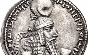 زندگی نامه اردشیر بابکان بنیانگذار سلسله ساسانیان اردشیر بابکان,اردشیر بابکان جوان ترین پسر پاپک,درگذشت اردشیر بابکان