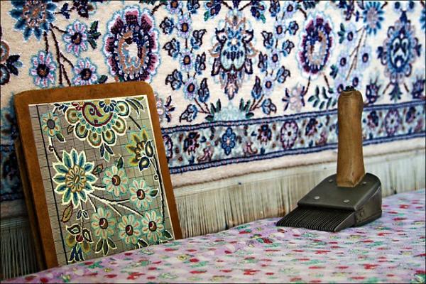 قالی دست بافت از صنایع دستی یزد,لیست صنایع دستی یزد